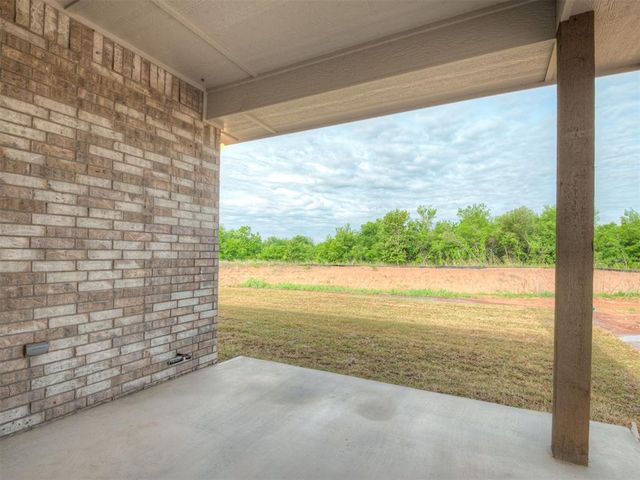 1817 Long Cove Avenue, Yukon, OK 73099