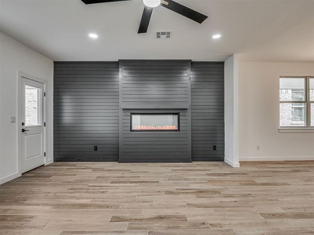 1817 Long Cove Avenue, Yukon, OK 73099