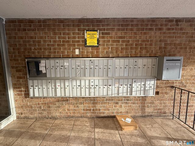 157 Bull Hill Lane APT 102, West Haven, CT 06516