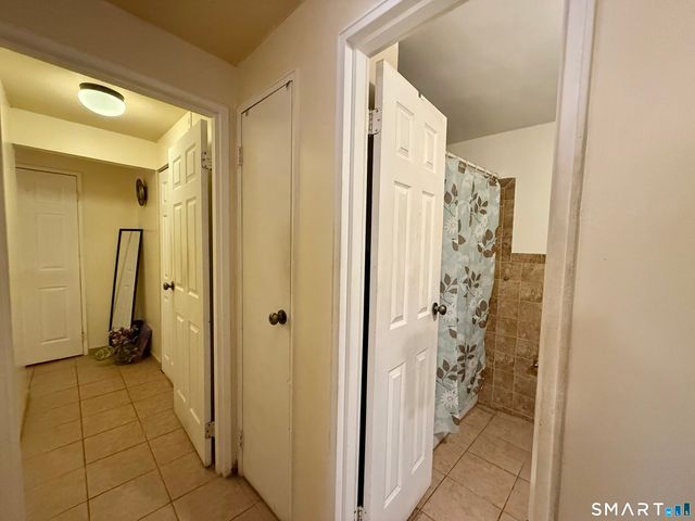 157 Bull Hill Lane APT 102, West Haven, CT 06516