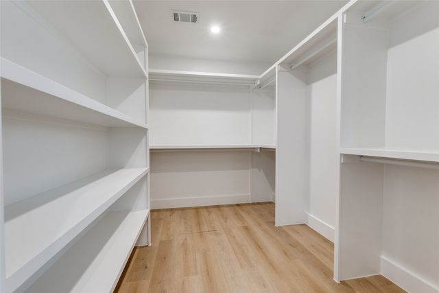 9406 Arborhill Drive, Dallas, TX 75243