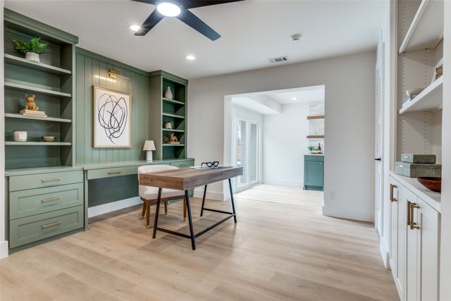 9406 Arborhill Drive, Dallas, TX 75243