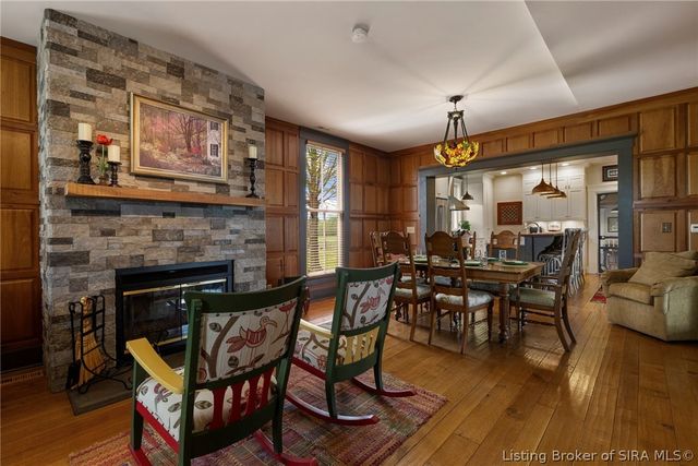 3307 Middle Road, Jeffersonville, IN 47130