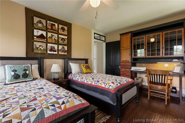 3307 Middle Road, Jeffersonville, IN 47130