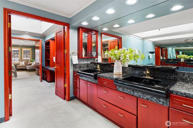 4701 NE Shore Place, Lake Forest Park, WA 98155