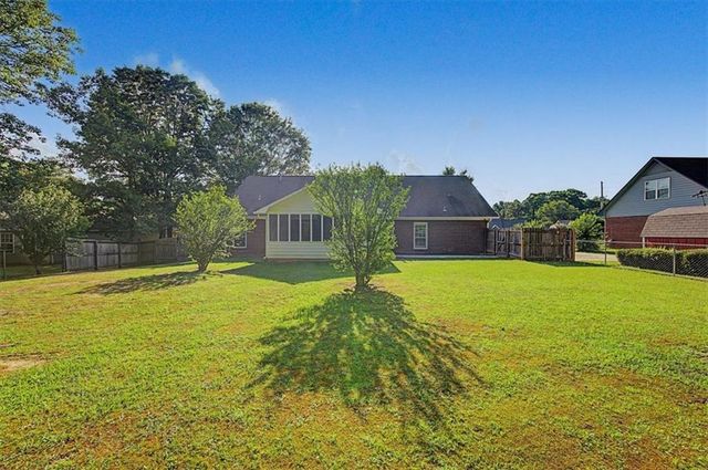 3575 Garden Lakes Parkway NW, Rome, GA 30165