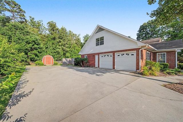 3575 Garden Lakes Parkway NW, Rome, GA 30165