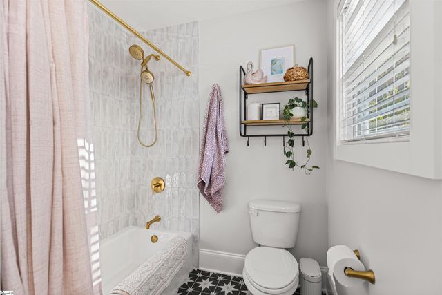 30 Edisto Street, Greenville, SC 29605