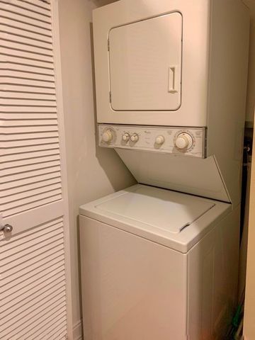 60 E Monroe Street 2708, Chicago, IL 60603