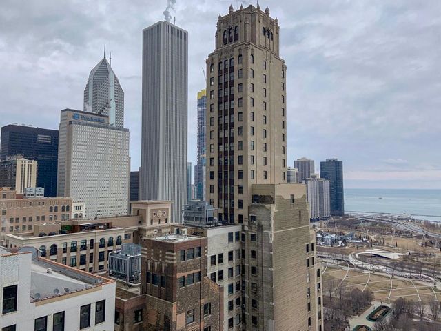 60 E Monroe Street 2708, Chicago, IL 60603