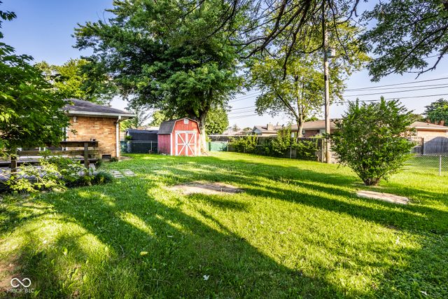 2426 Lawrence Avenue, Indianapolis, IN 46227