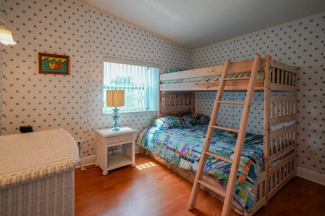 W 185 Avenue A, Key Largo, FL 33037