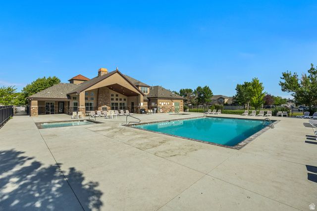1002 N SKIPTON DR, North Salt Lake, UT 84054