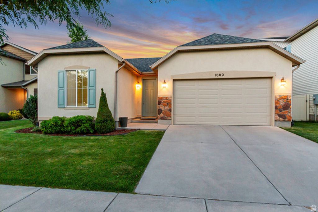 1002 N SKIPTON DR, North Salt Lake, UT 84054