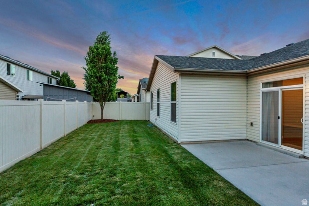 1002 N SKIPTON DR, North Salt Lake, UT 84054 — photo 5