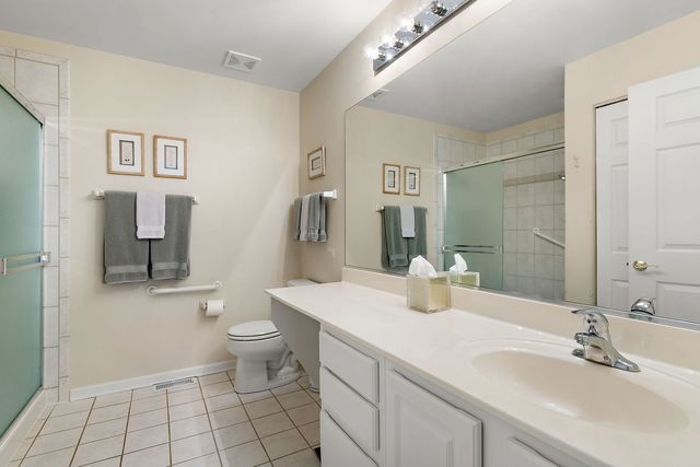 770 Stonewall Court, Schaumburg, IL 60173