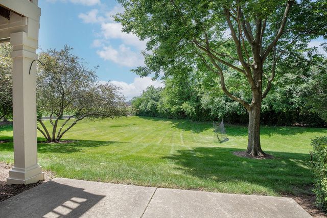770 Stonewall Court, Schaumburg, IL 60173