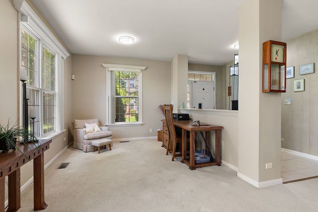 770 Stonewall Court, Schaumburg, IL 60173