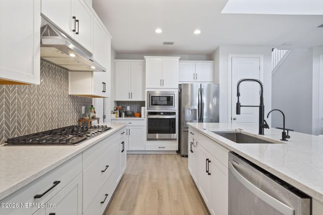 11423 NEWTONIAN Boulevard, Jacksonville, FL 32256