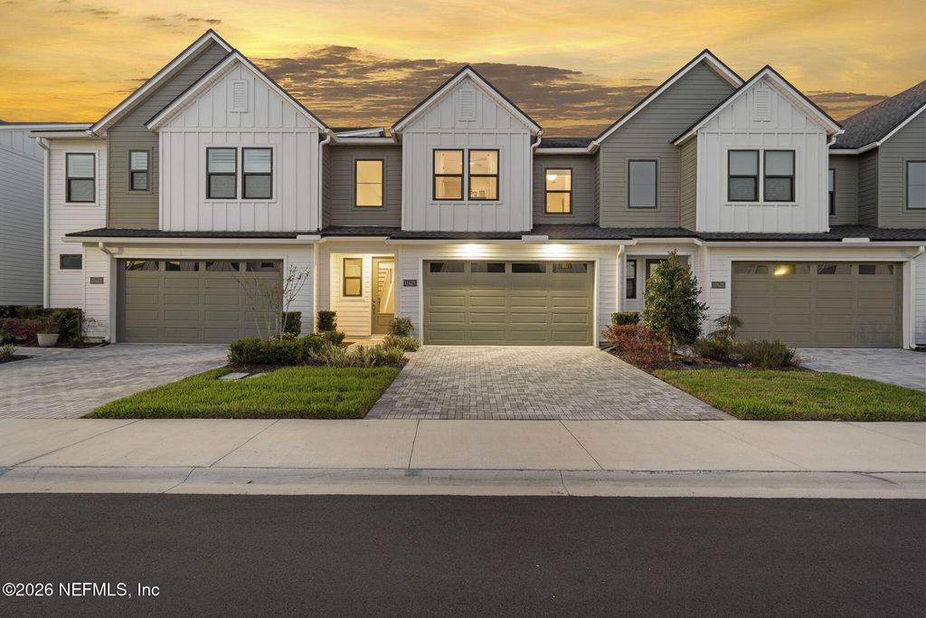 11423 NEWTONIAN Boulevard, Jacksonville, FL 32256