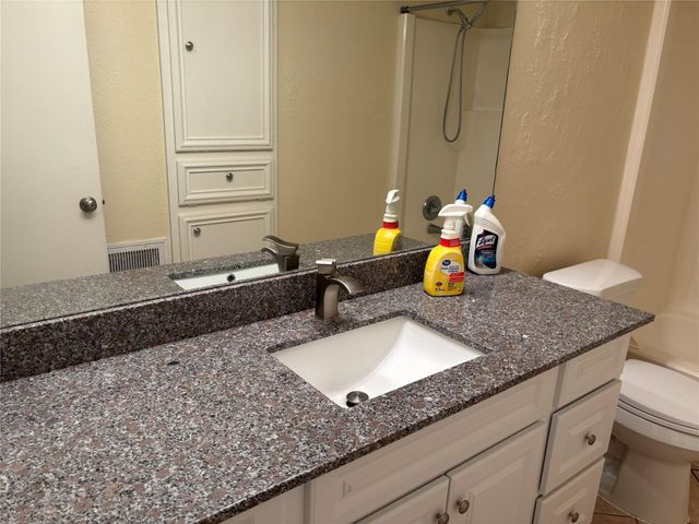 11427 Mulholland Drive, Houston, TX 77477