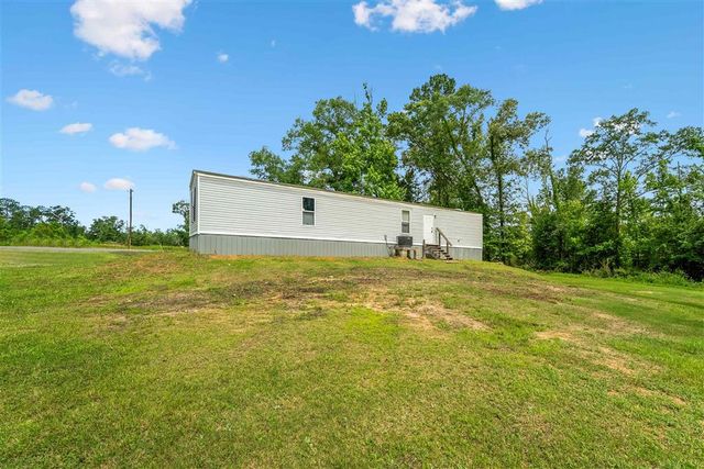 1096 Highway 389, Dequincy, LA 70633