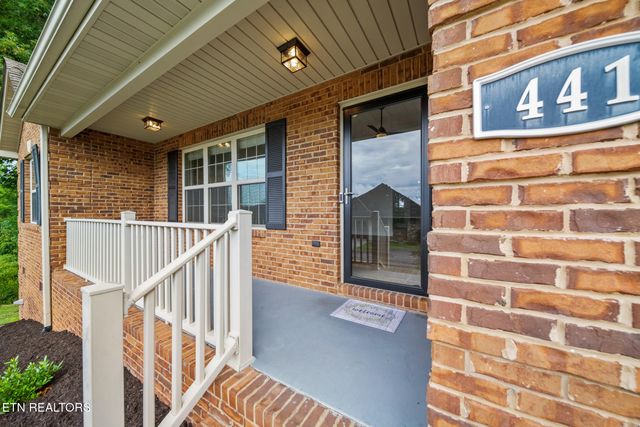 441 Maggie Mack Lane Lane, Sevierville, TN 37862