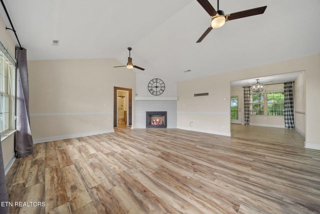 441 Maggie Mack Lane Lane, Sevierville, TN 37862