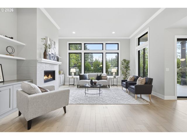 16200 WALUGA Dr, Lake Oswego, OR 97035