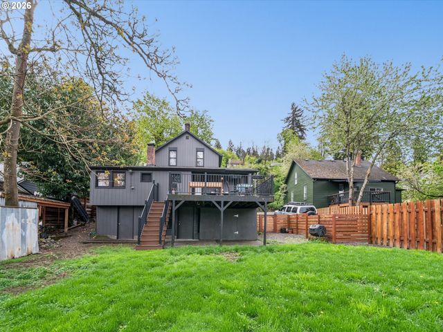605 3RD Ave, Oregon City, OR 97045