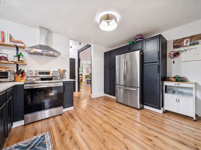 605 3RD Ave, Oregon City, OR 97045