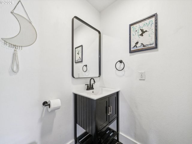 605 3RD Ave, Oregon City, OR 97045