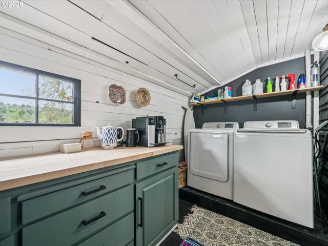 605 3RD Ave, Oregon City, OR 97045
