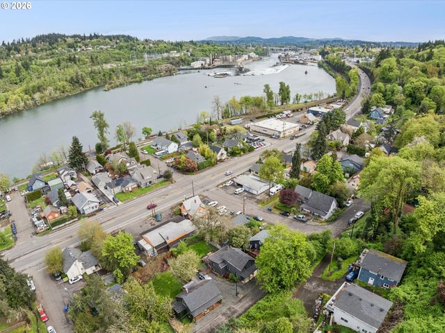 605 3RD Ave, Oregon City, OR 97045