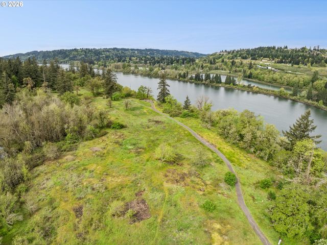 605 3RD Ave, Oregon City, OR 97045