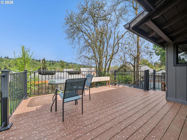 605 3RD Ave, Oregon City, OR 97045