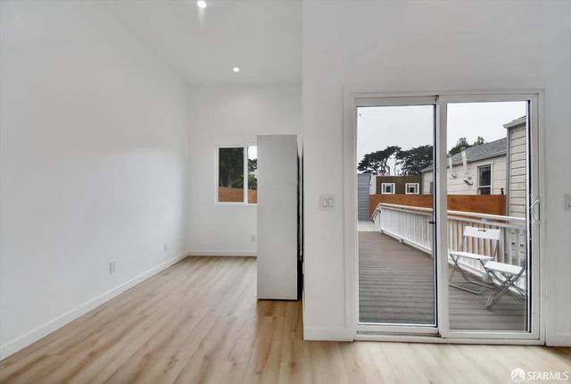 337 Jules Avenue, San Francisco, CA 94112