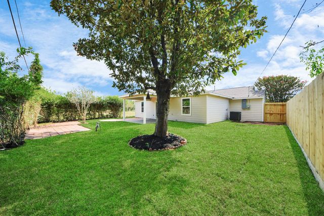 8746 Delilah Street, Houston, TX 77033