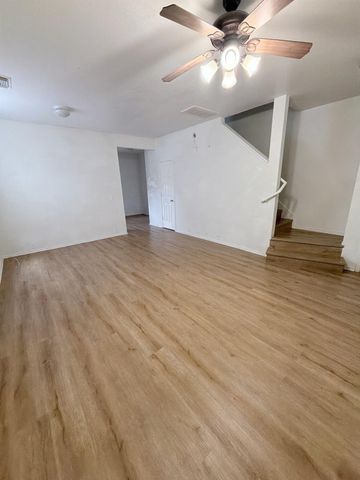 2211 Walnut Fair Lane, Spring, TX 77373