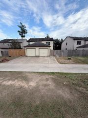 2211 Walnut Fair Lane, Spring, TX 77373