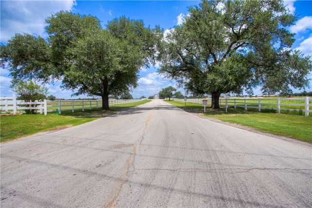 24 Daytona Lane, Normangee, TX 77871