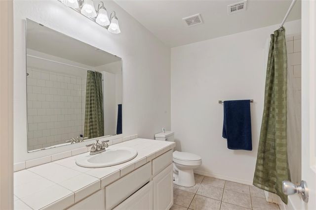 1045 Belmonte Place, Yukon, OK 73099