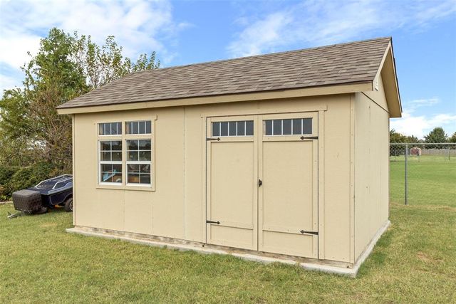 1045 Belmonte Place, Yukon, OK 73099