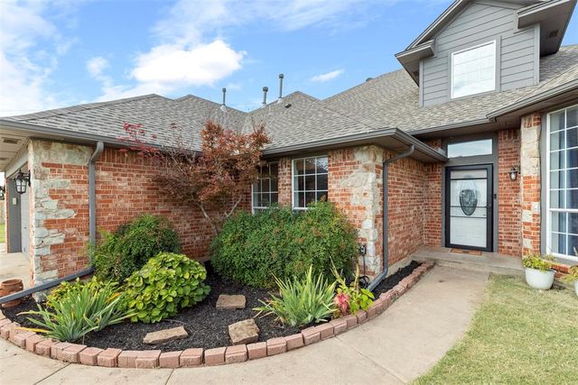 1045 Belmonte Place, Yukon, OK 73099