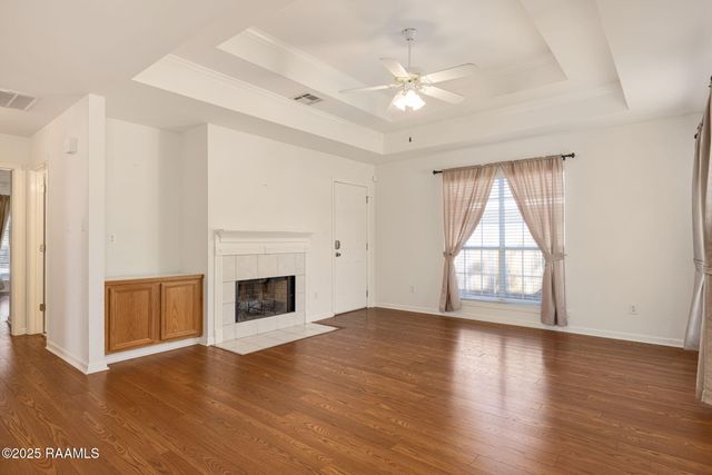 816 Carriage Light Loop, Youngsville, LA 70592