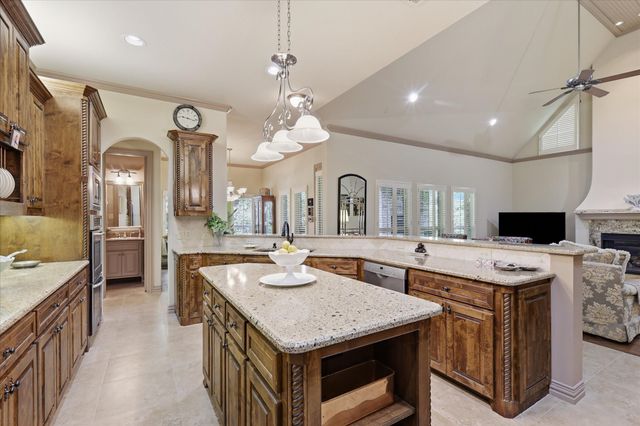 3403 W Hunter Bend Court, Mansfield, TX 76063