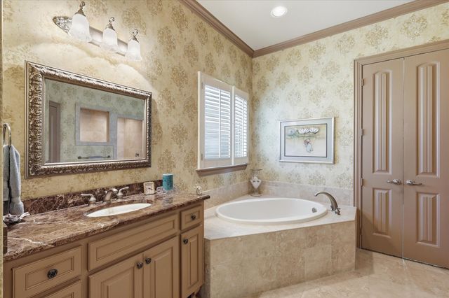3403 W Hunter Bend Court, Mansfield, TX 76063