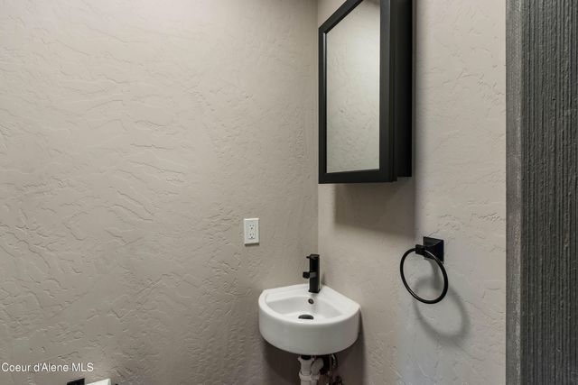 1107 Spruce Street, Sandpoint, ID 83864