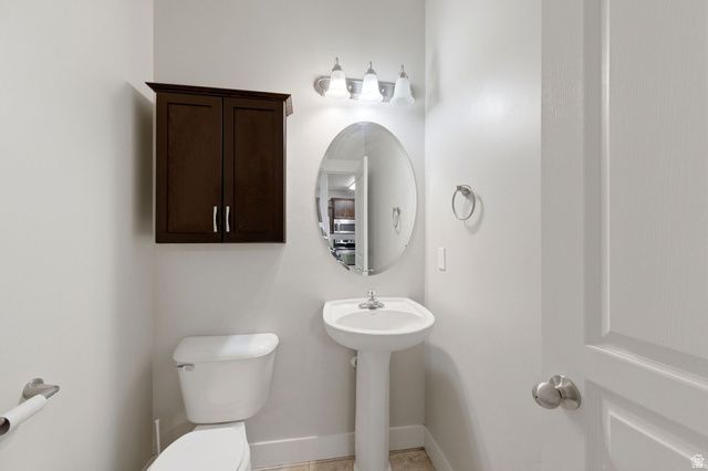 124 E CARBONELL WAY, Saratoga Springs, UT 84045