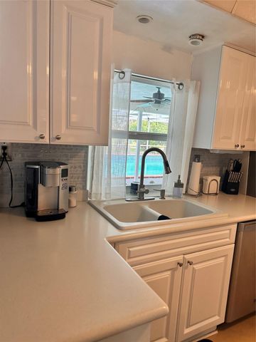 1098 NW 15TH Avenue, Boca Raton, FL 33486